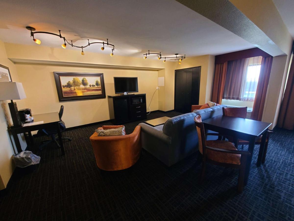 Best Western Plus North Platte Inn & Suites Esterno foto